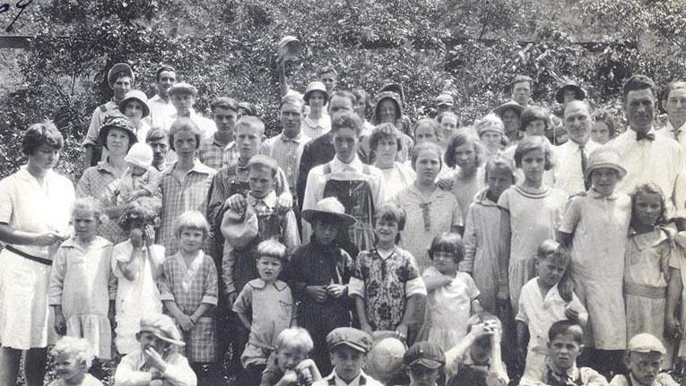 Old Robinson Station Group Photo